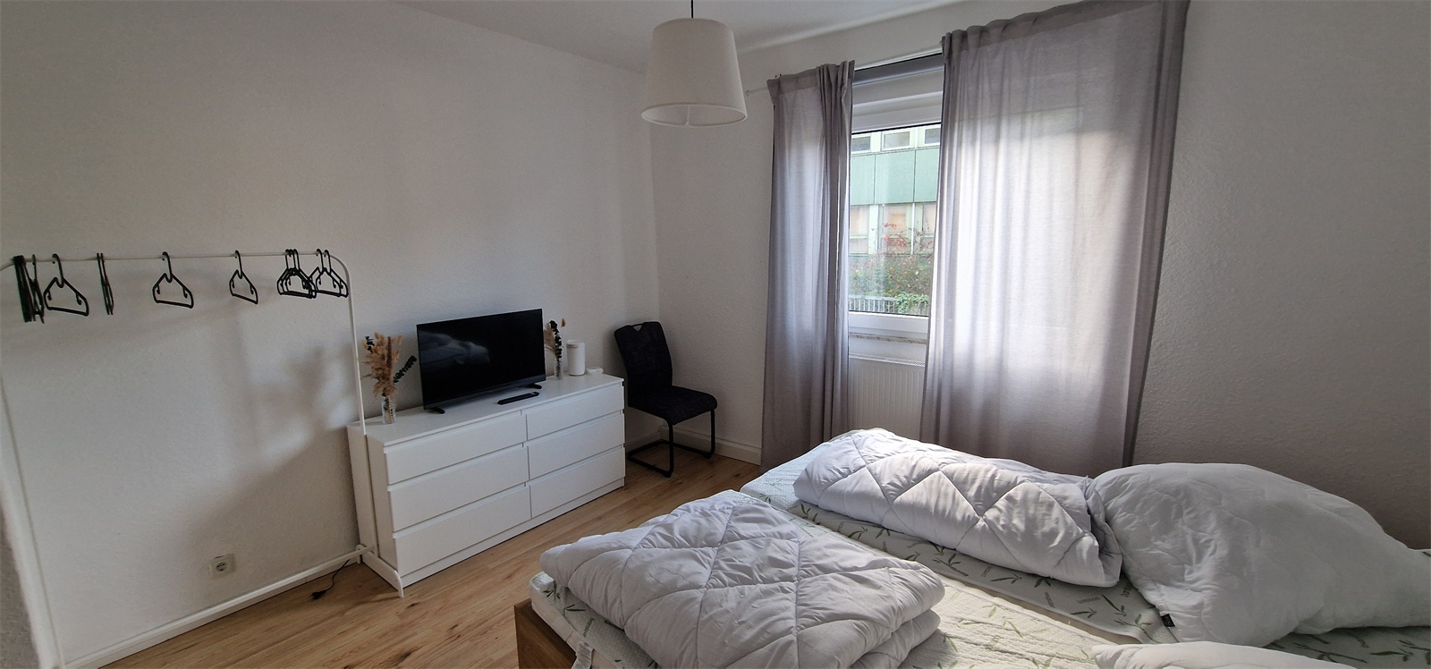 Schlafzimmer Ansicht 2