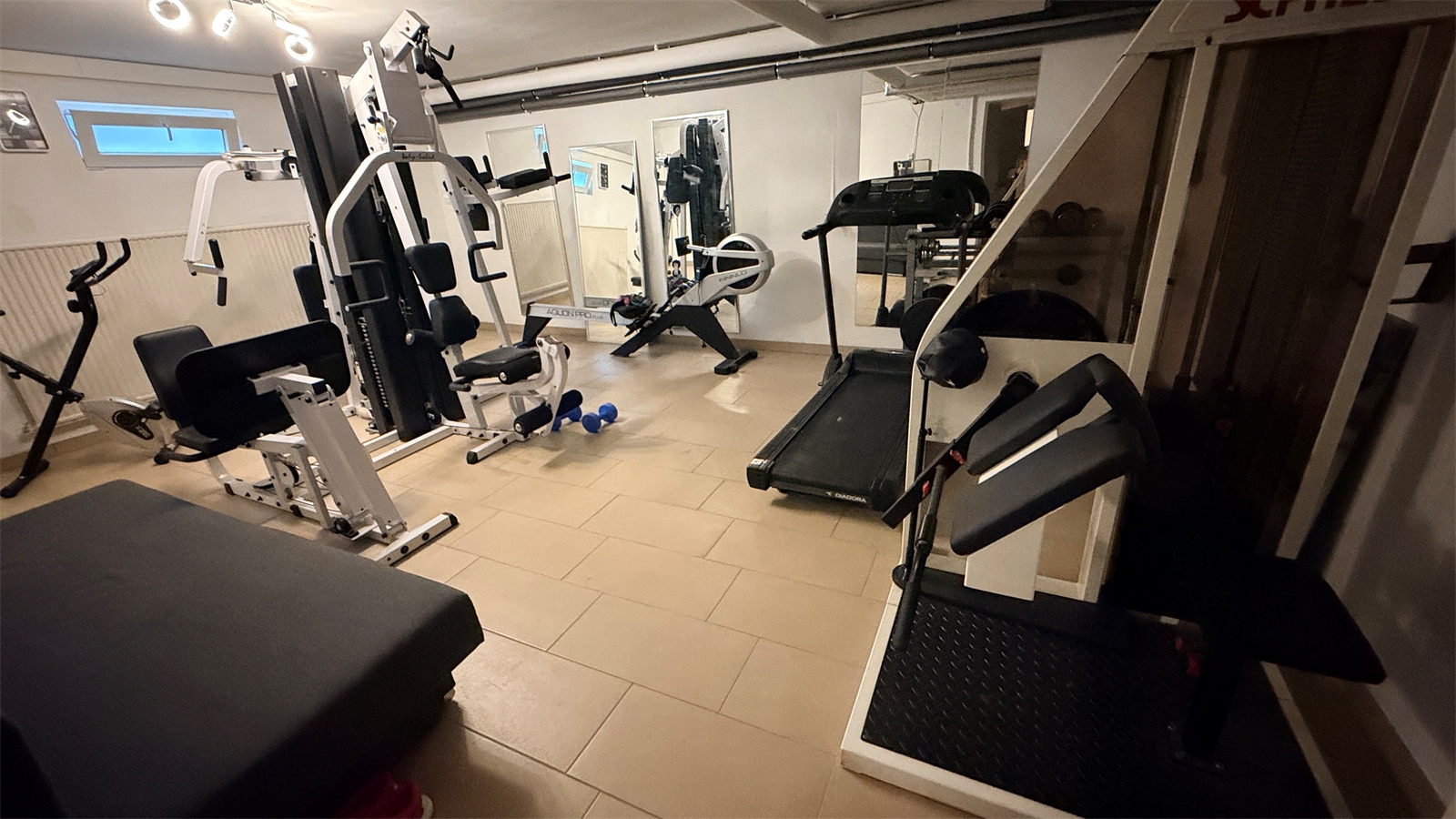 Fitnessraum UG