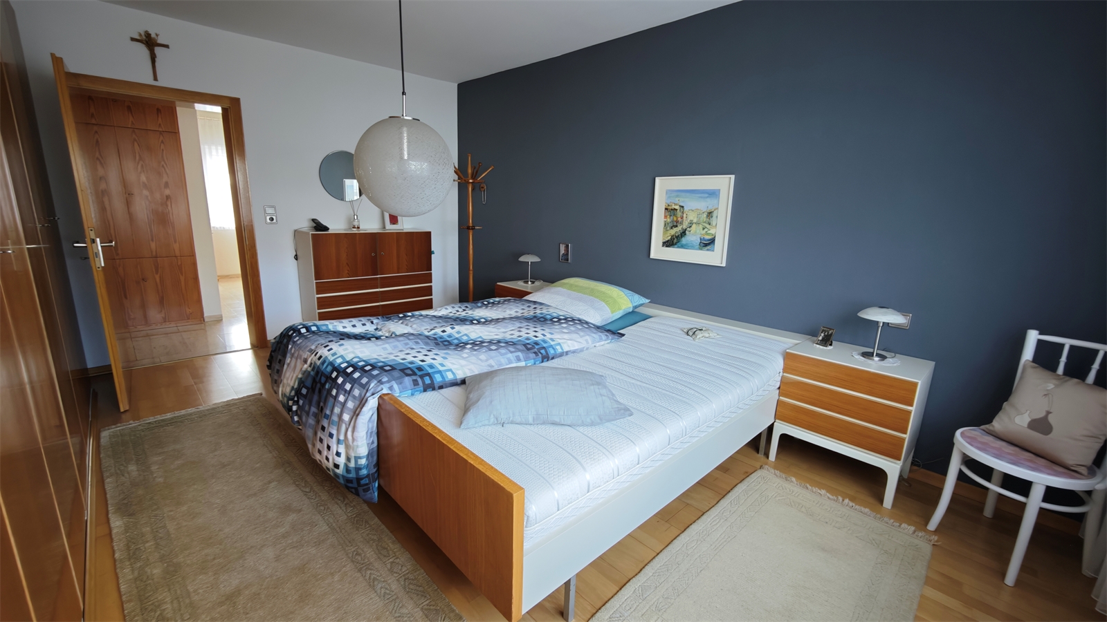 Schlafzimmer Teilansicht 2